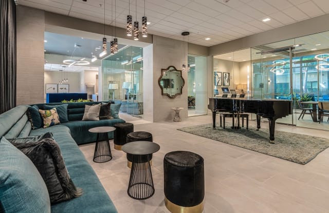 Canal 1535 Gallery 2