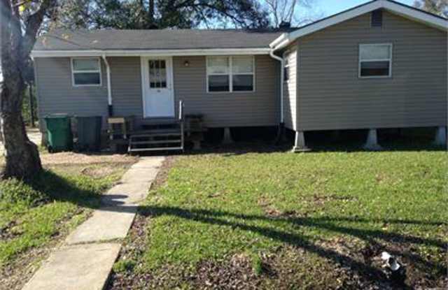 Comfortable 3-Bedroom Home in Houma - Only $985/Month photos photos