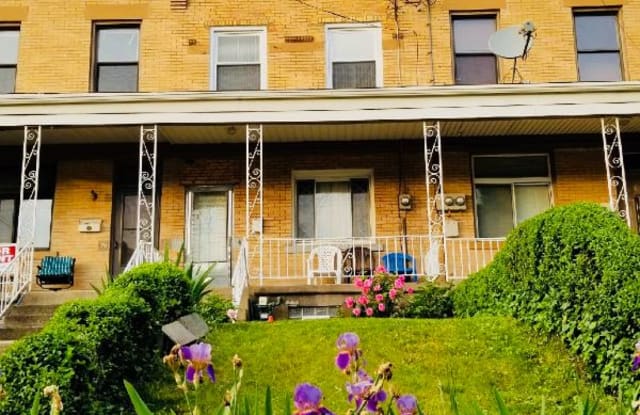 351 1/2 McKee Place - 351 1/2 McKee Place, Pittsburgh, PA 15213
