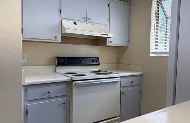 1502 Belmont Trace Gallery 1
