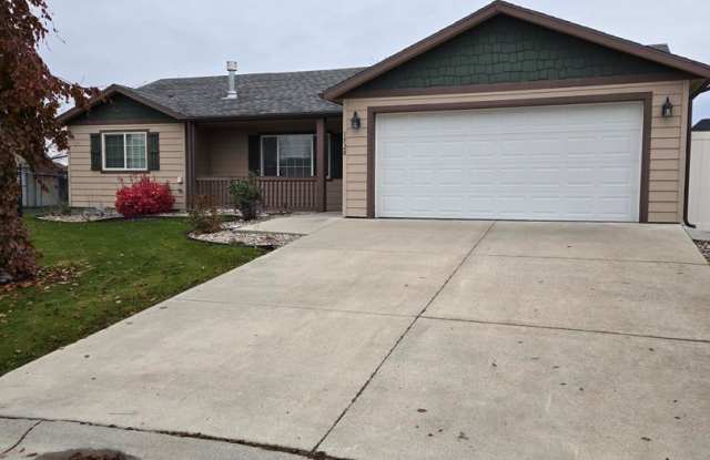 Zero Step Rancher in Deer Park - 1520 East First Court, Deer Park, WA 99006