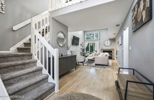 41 White Swan Way Gallery 3