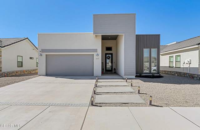 325 Playa Vista Street - 325 Playa Vista Street, Horizon City, TX 79928