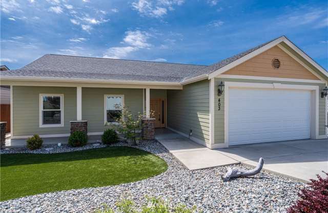 403 Ridgewood Drive - 403 Ridgewood Drive, Manson, WA 98831