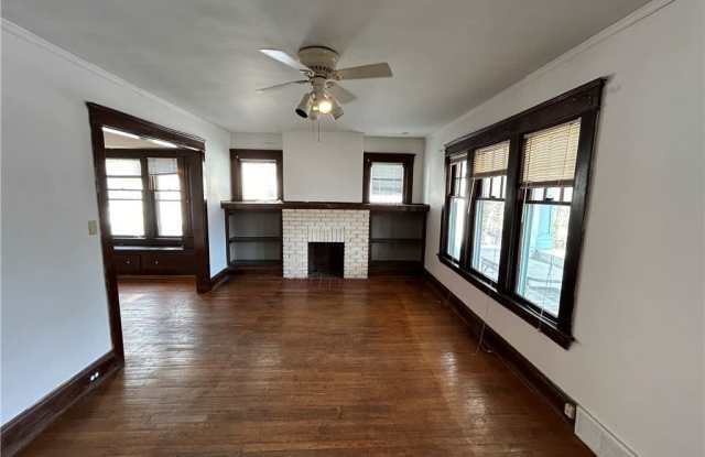 1328 W 110th Street Gallery 2
