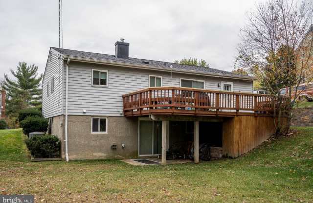 1524 ADAMSVIEW ROAD Gallery 4