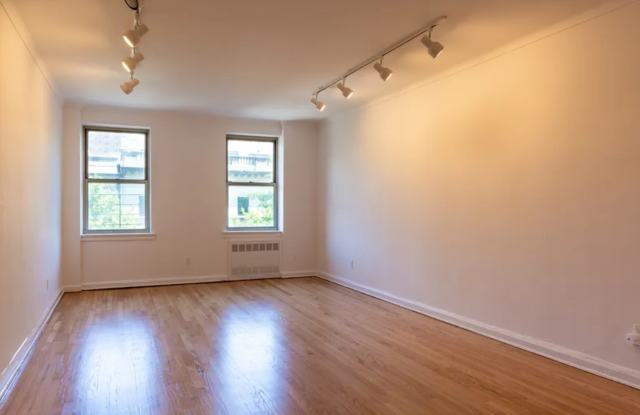 102 8th Ave Apt AJ photos photos