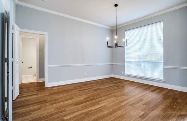 2133 Argyle Drive Gallery 3