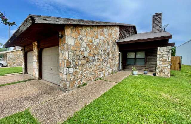 1303 Conway Dr photos photos
