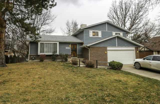 10839 W 65th Pl photos photos