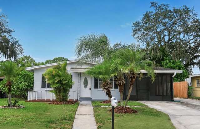 1/2 OFF 3 Bedroom, 1 Bathroom Home for Rent in Lakeland! photos photos
