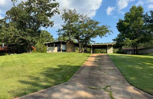 1216 Dubois Ct - 1216 Dubois Court, Kirkwood, MO 63122