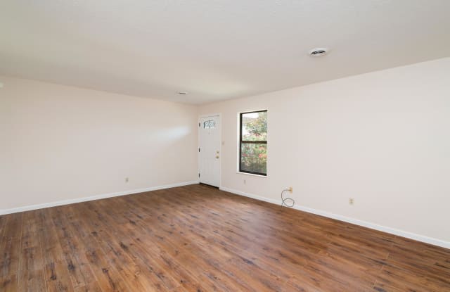 2012 Belle Terra Road - Apt B photos photos