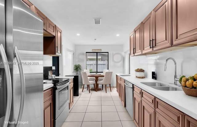 2240 NW 51st Ave photos photos