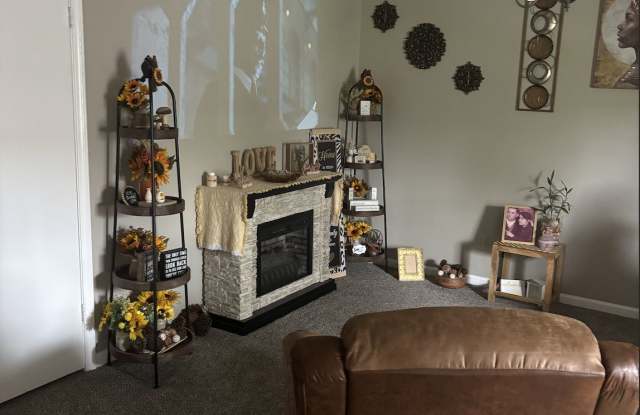 404 Britton Avenue, Apt #4 - 404 Britton Avenue, Mosheim, TN 37743