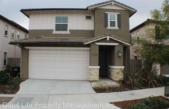 4903 Catoctin Dr - 4903 Catoctin Drive, San Diego, CA 92115
