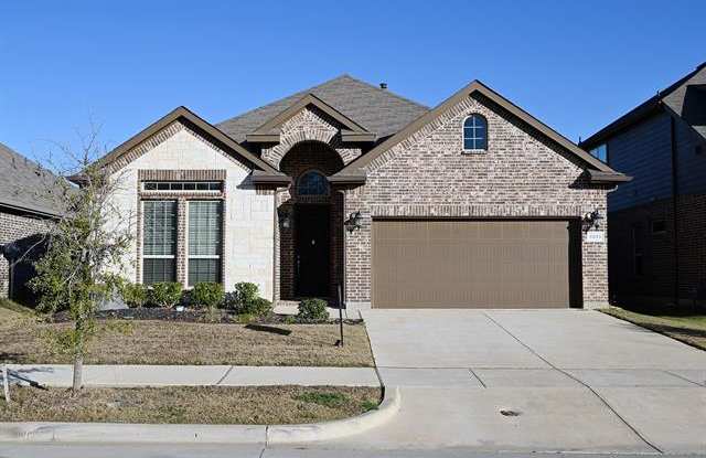 4013 Crosstrees Drive - 4013 Crosstrees Dr, Denton, TX 76210