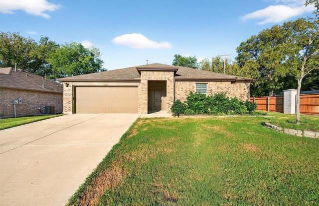 2202 Alamo Road photos photos
