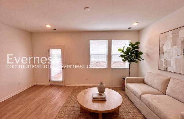 2900 Suzanne Landon Drive Gallery 2