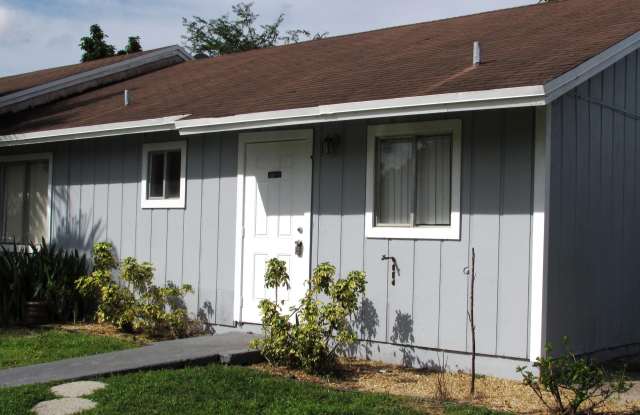 2185 Pretty Lane photos photos