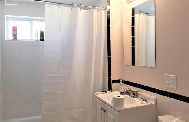Nice 5 bed in Allston Gallery 3