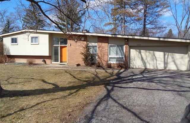 31750 Coronet photos photos