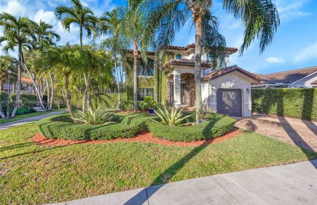 10845 SW 75th St - 10845 Southwest 75th Street, Kendall, FL 33173