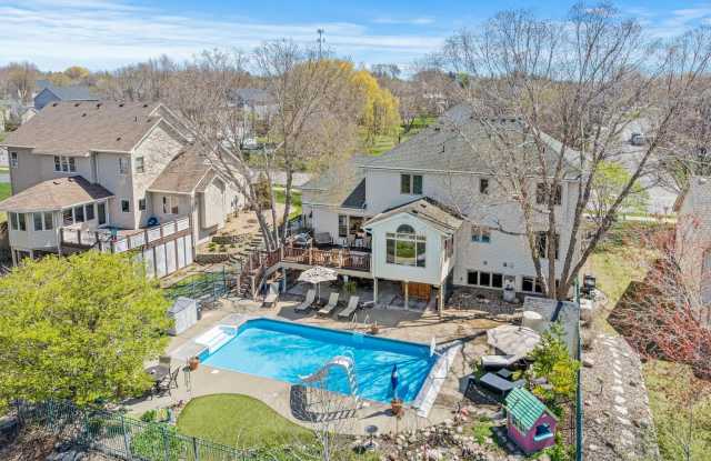 Luxury 4‑Bed Retreat with In‑Ground Pool  3‑Car Garage photos photos