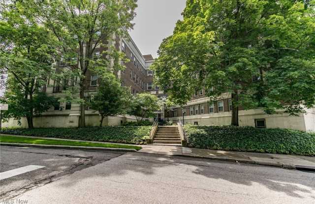 2330 Euclid Heights Boulevard unit: 105 photos photos