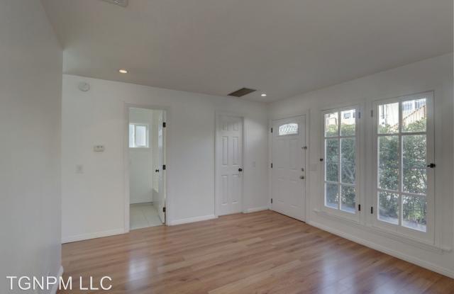 5500 Barton Way Gallery 3