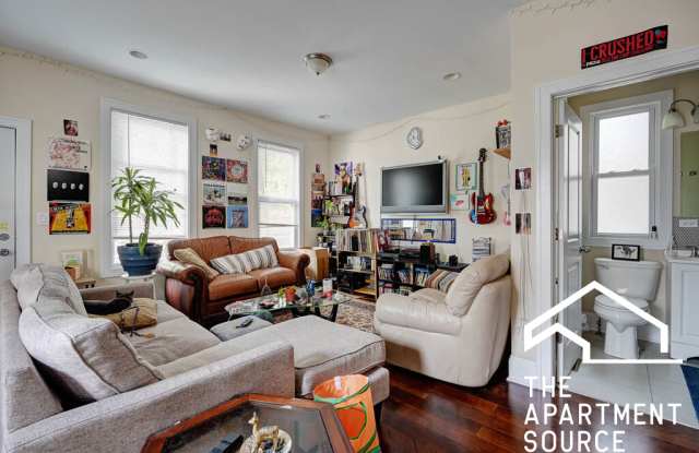 2619 N Southport Ave - 2619 North Southport Avenue, Chicago, IL 60614 2619 N Southport Ave - 2619 North Southport Avenue, Chicago, IL 60614