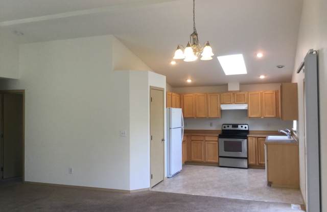 7205 31st Pl NE Gallery 4