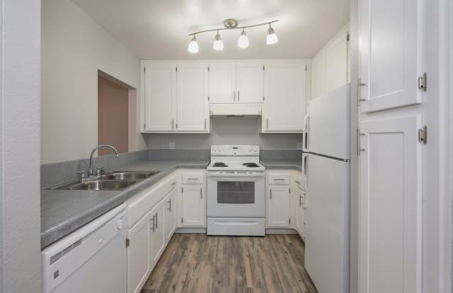 Cottage Meadows photos photos