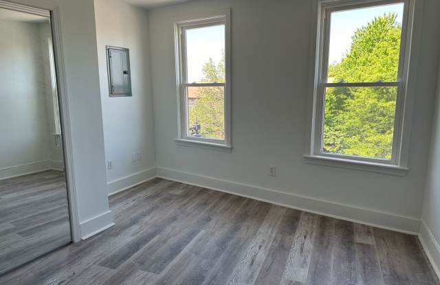2 bed in Southie photos photos