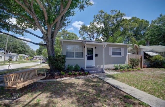 1371 30TH AVENUE N - 1371 30th Avenue North, St. Petersburg, FL 33704