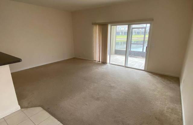 13439 OCEAN MIST DR Gallery 2