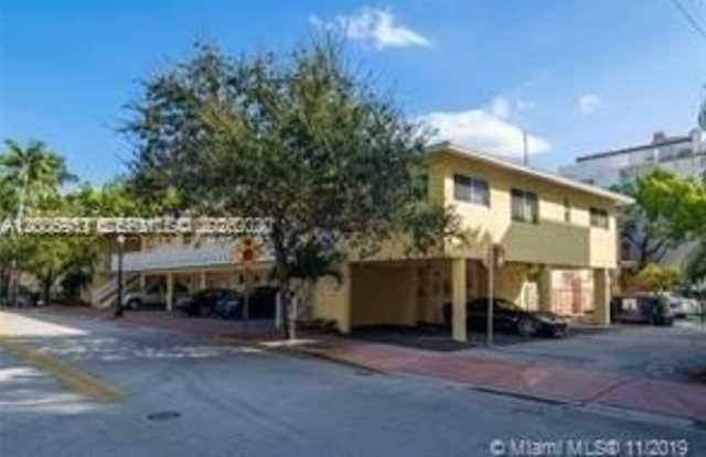 820 3rd St photos photos