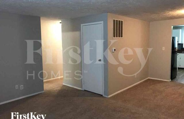 5901 Pemberly Drive Gallery 3