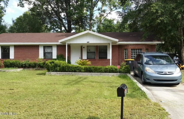 7040 MISS MUFFET LN S - 7040 South Miss Muffett Lane, Jacksonville, FL 32210