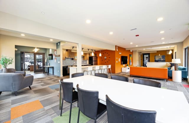 Trillium Gallery 4
