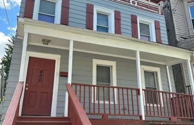 450 Hudson Avenue photos photos