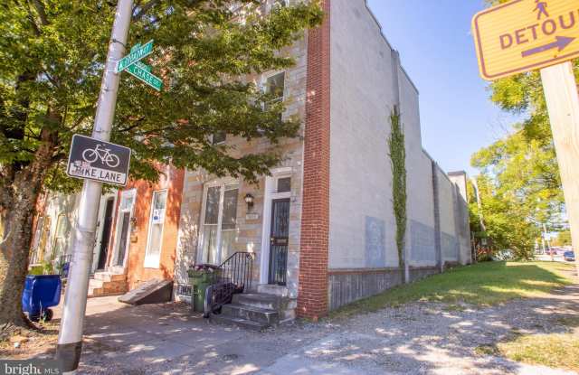 1050 N BROADWAY Gallery 2