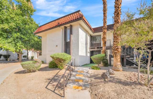 Modern Comfort Minutes from the Heart of Las Vegas! Gallery 4