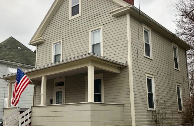 313 Lyndhurst Avenue - 313 Lyndhurst St, Morgantown, WV 26501