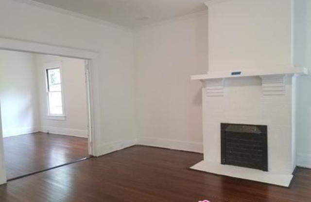 958 Howell Pl SW Gallery 4