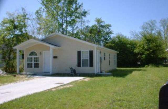 Coming Soon - Call for Details - Home in the City Limits! photos photos