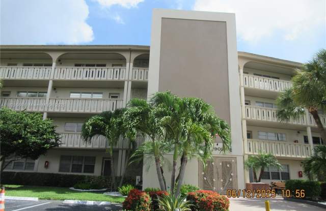 1901 Bermuda Cir photos photos