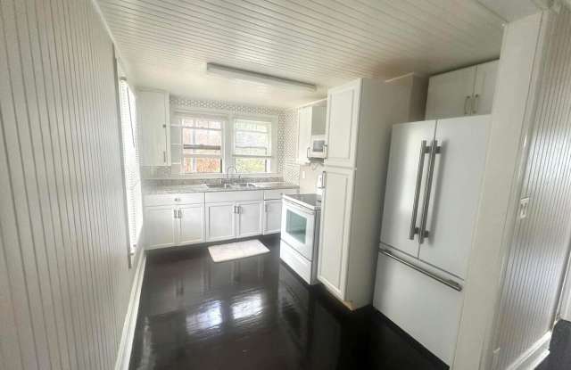 136 N 15th Street photos photos