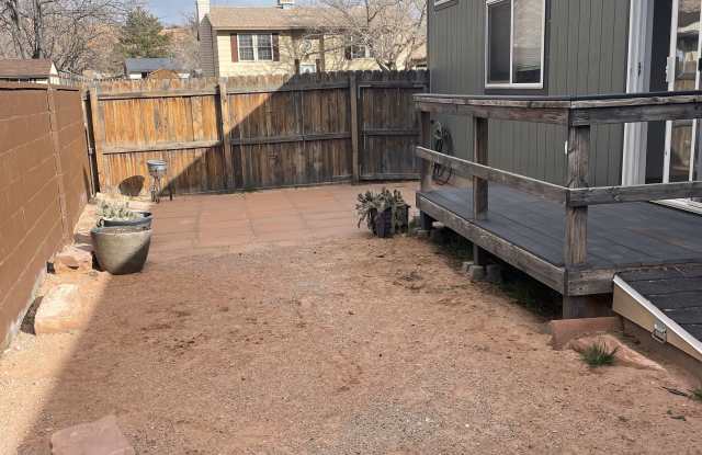 398 Loveridge Dr photos photos