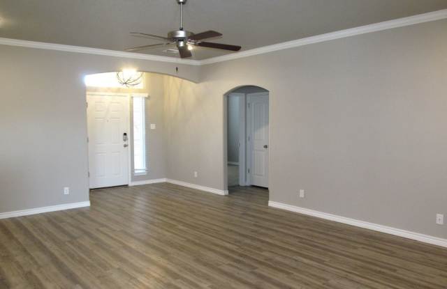 833 Karey Dr Gallery 3